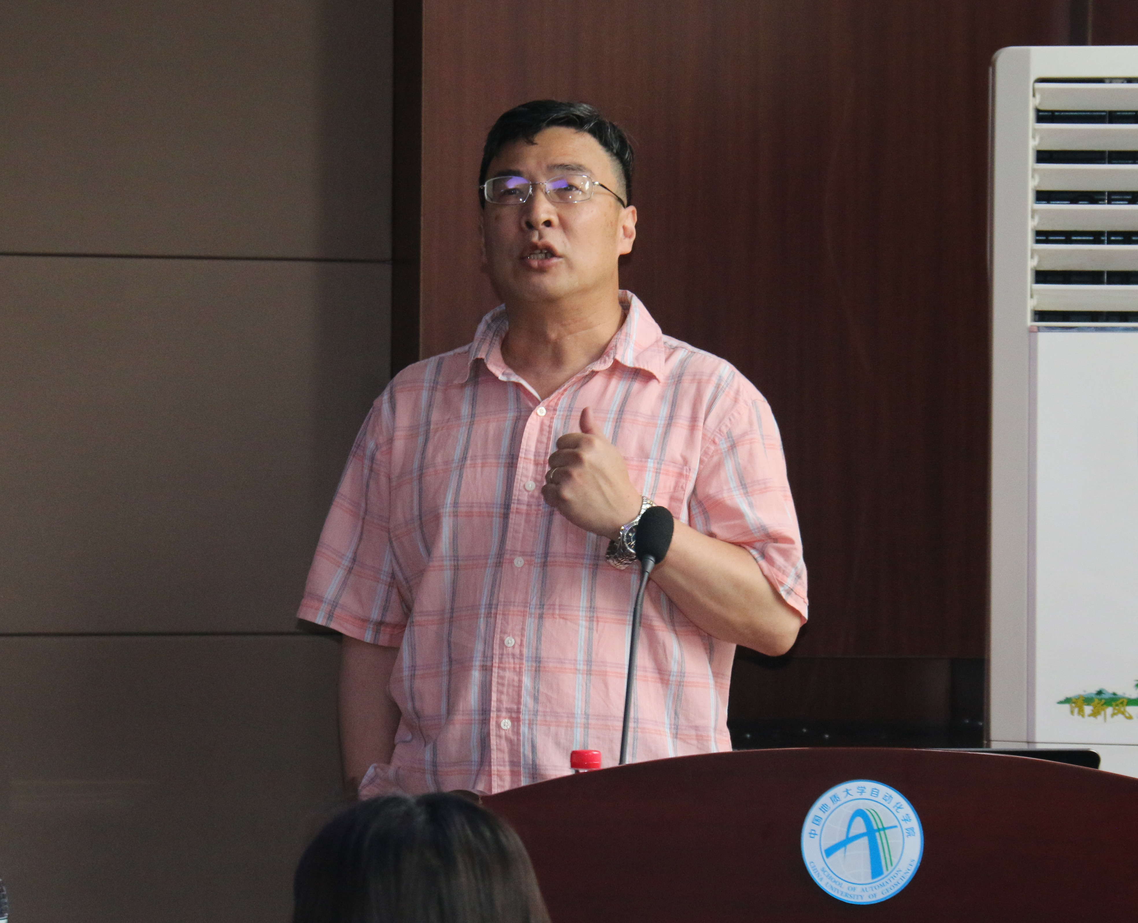 美国北卡罗来纳州立大学吴奋教授来我院授课